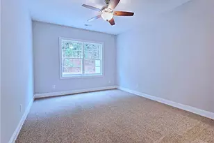 946 Kensington Park Rd, Fayetteville, NC 28311 - Photo 20