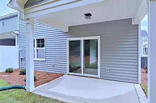 946 Kensington Park Rd, Fayetteville, NC 28311 - Photo 38