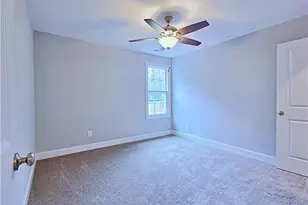 425 Shawcroft Rd, Fayetteville, NC 28311 - Photo 36