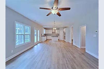 425 Shawcroft Road, Fayetteville, NC 28311 - Photo 10