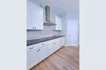 425 Shawcroft Road, Fayetteville, NC 28311 - Photo 16