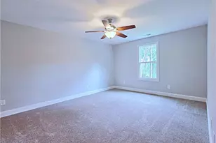 425 Shawcroft Rd, Fayetteville, NC 28311 - Photo 42