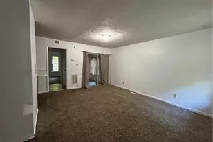 6324 Marykirk Dr, Fayetteville, NC 28304 - Photo 8