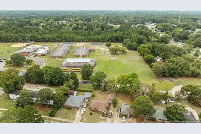 1911 Seabrook Road, Fayetteville, NC 28301 - Photo 32