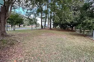 301 S Main St, Salemburg, NC 28355 - Photo 16