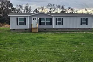 1386 Howell Rd, Saint Pauls, NC 28384 - Photo 1