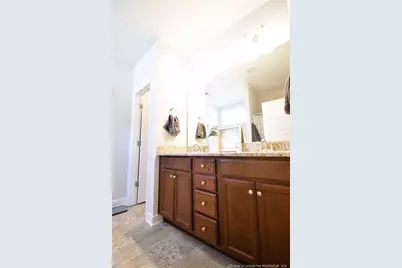 318 E David Parnell Street E, Parkton, NC 28371 - Photo 10