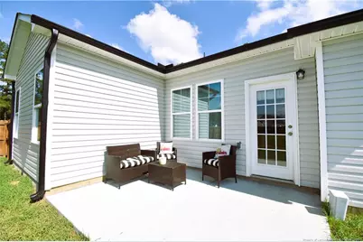 318 E David Parnell Street E, Parkton, NC 28371 - Photo 20