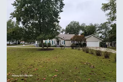 209 E Elwood Avenue, Raeford, NC 28376 - Photo 2