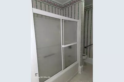 209 E Elwood Avenue, Raeford, NC 28376 - Photo 14