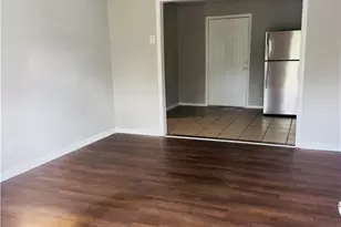 639 Woodburn Dr, Fayetteville, NC 28311 - Photo 2