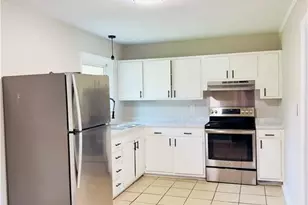 639 Woodburn Dr, Fayetteville, NC 28311 - Photo 4