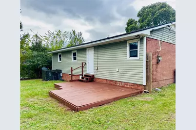 639 Woodburn Drive, Fayetteville, NC 28311 - Photo 22