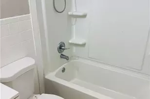 639 Woodburn Dr, Fayetteville, NC 28311 - Photo 10