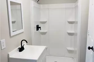 639 Woodburn Dr, Fayetteville, NC 28311 - Photo 16