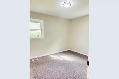 639 Woodburn Drive, Fayetteville, NC 28311 - Photo 8