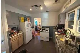 1236 Battle St, Greenville, NC 27834 - Photo 2