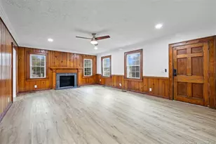 67 W 3rd St, Parkton, NC 28371 - Photo 8