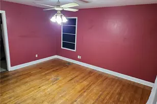 1108 E 10th St, Lumberton, NC 28358 - Photo 4