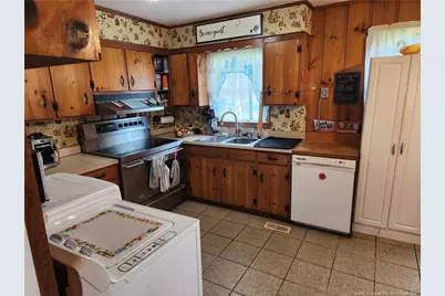 1108 E 10th Street, Lumberton, NC 28358 - Photo 6