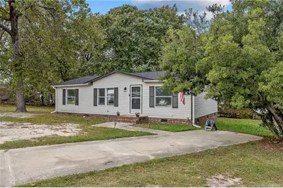 54 W Tryon Court, Spring Lake, NC 28390 - Photo 2