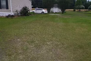 887 Stephens Rd, Lumberton, NC 28358 - Photo 8