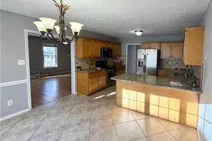 2905 Bakers Mill Rd, Fayetteville, NC 28306 - Photo 10