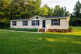 136 Deer Stand Dr, Lumberton, NC 28358 - Photo 1