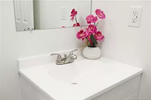 605 McInnis St, Pembroke, NC 28372 - Photo 18