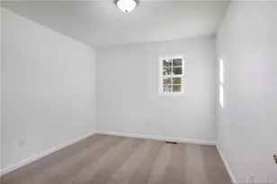 605 McInnis St, Pembroke, NC 28372 - Photo 16