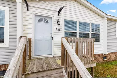 28 Galloway Drive, Lumberton, NC 28358 - Photo 4