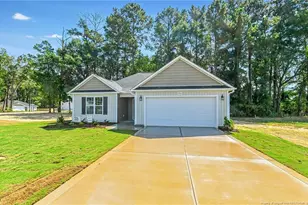 1930 Bulldog Ln, Hope Mills, NC 28348 - Photo 4