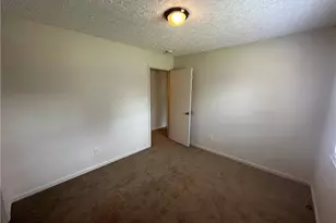 6517 Portsmouth Dr, Fayetteville, NC 28314 - Photo 12