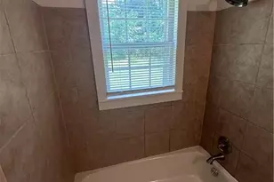 6517 Portsmouth Dr, Fayetteville, NC 28314 - Photo 8