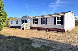 2915 McLean Chapel Church Rd, Bunnlevel, NC 28323 - Photo 2