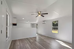 6546 Roslin Farm Rd, Hope Mills, NC 28348 - Photo 4