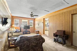 825 Fresno Dr, Fayetteville, NC 28303 - Photo 14