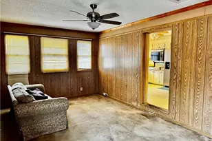 825 Fresno Dr, Fayetteville, NC 28303 - Photo 10