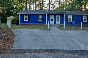 1432-A Mathau Ct, Fayetteville, NC 28304 - Photo 2