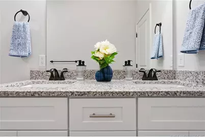 109 W Pine Street, Salemburg, NC 28385 - Photo 18