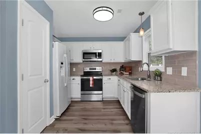 127 Cove Pl Place, Clinton, NC 28328 - Photo 10