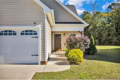 127 Cove Pl Place, Clinton, NC 28328 - Photo 4