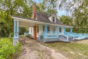 402 S Morro St, Fairmont, NC 28340 - Photo 2