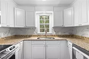 402 S Morro St, Fairmont, NC 28340 - Photo 14