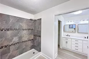 305 Reid Ct, Fayetteville, NC 28314 - Photo 10