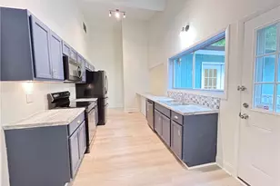 305 Reid Ct, Fayetteville, NC 28314 - Photo 6