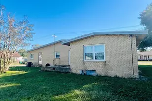 1505 E 7th St, Lumberton, NC 28358 - Photo 4