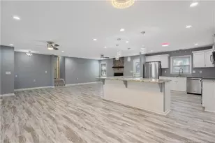 6905 Pine Creek Ct, Fayetteville, NC 28314 - Photo 18