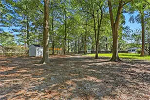 7370 Laurinburg Rd, Raeford, NC 28376 - Photo 20