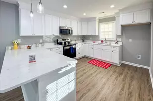 3601 Cliffridge Dr, Lumberton, NC 28358 - Photo 18